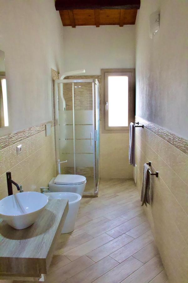 Bed & Breakfast Domu Virginia Castiadas