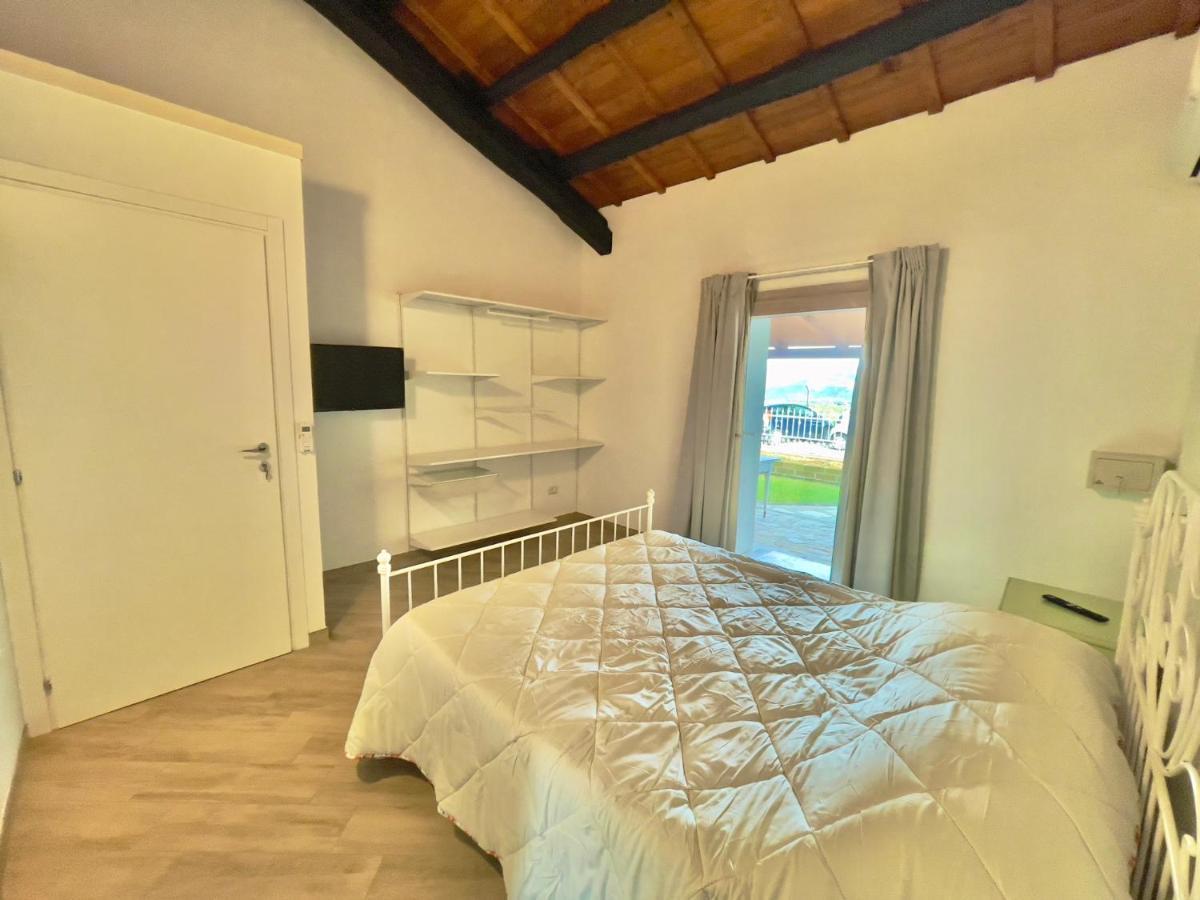 Bed & Breakfast Domu Virginia Castiadas